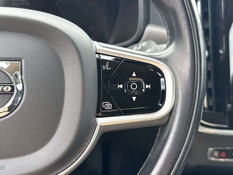 Volvo V90 (2019) 2.0 TDI 4x4 Automat CROSS COUN - fotka 15 z 31