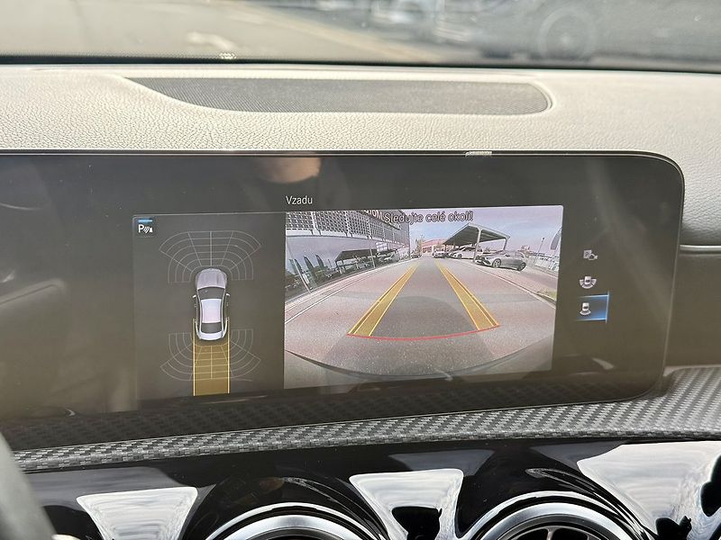 Mercedes-Benz CLA (2022) 250 e - fotka 28 z 38