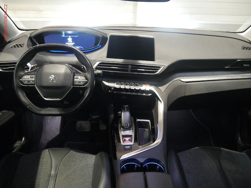 Peugeot 5008 (2020) 1.5 HDi, AT - fotka 8 z 20