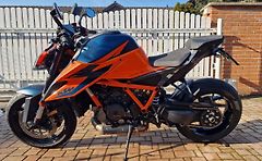 KTM 1290 Super Duke R (2021) ORANGE 2021 - fotografie inzerátu