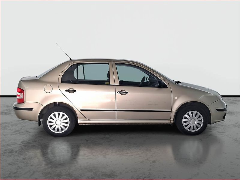 Škoda Fabia (2006) 1.2 12V, nová STK, jezdí dobře - fotka 6 z 16