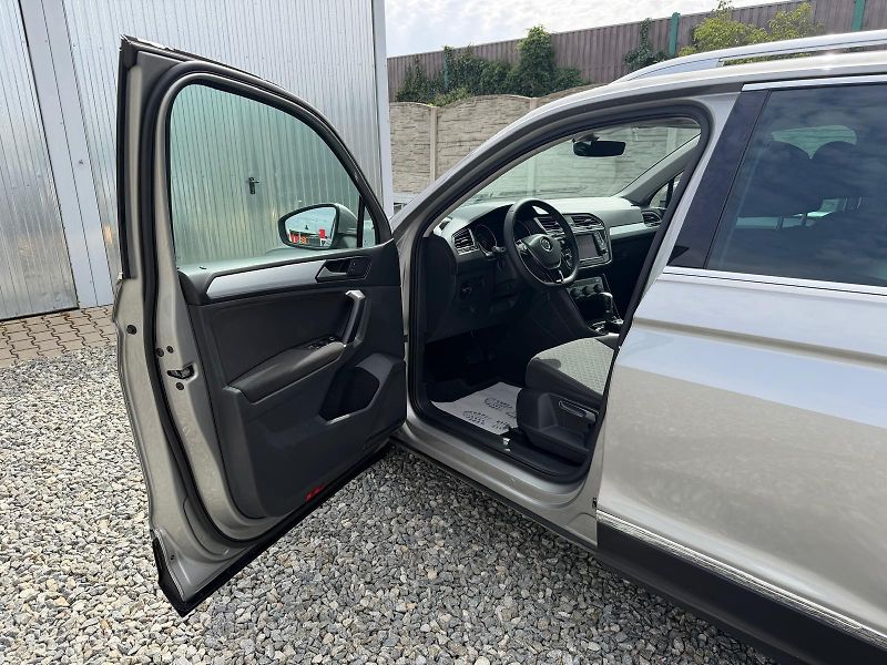 Volkswagen Tiguan 2.0TDi 150PS 4x4 DSG ACC NAVI! - fotka 106 z 160