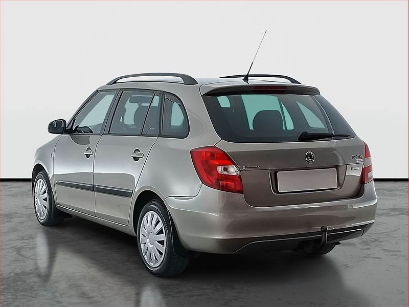 Škoda Fabia (2009) Ambition 1.4 16V, Serv.kniha - fotka 4 z 13