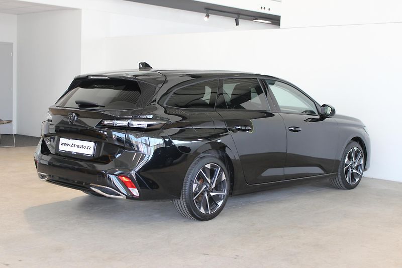 Peugeot 308 (2023) 1.2i,ALLURE PACK,130HP,DPH,ČR - fotka 4 z 22