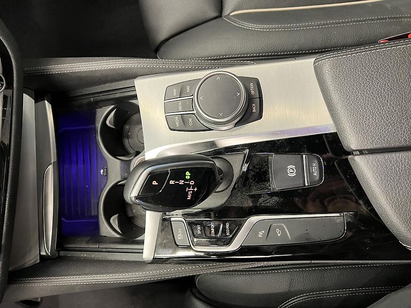 BMW Řada 5 530D XDRIVE M-SPORT 195kW - fotka 20 z 24