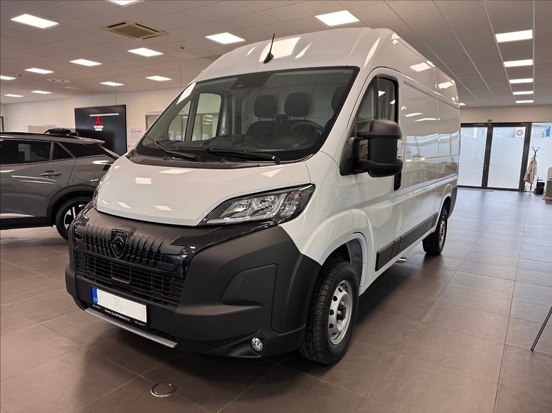 Peugeot Boxer (2026) 2,2 FURGON 3300 L2H2 DIESEL 14 - fotka 4 z 4