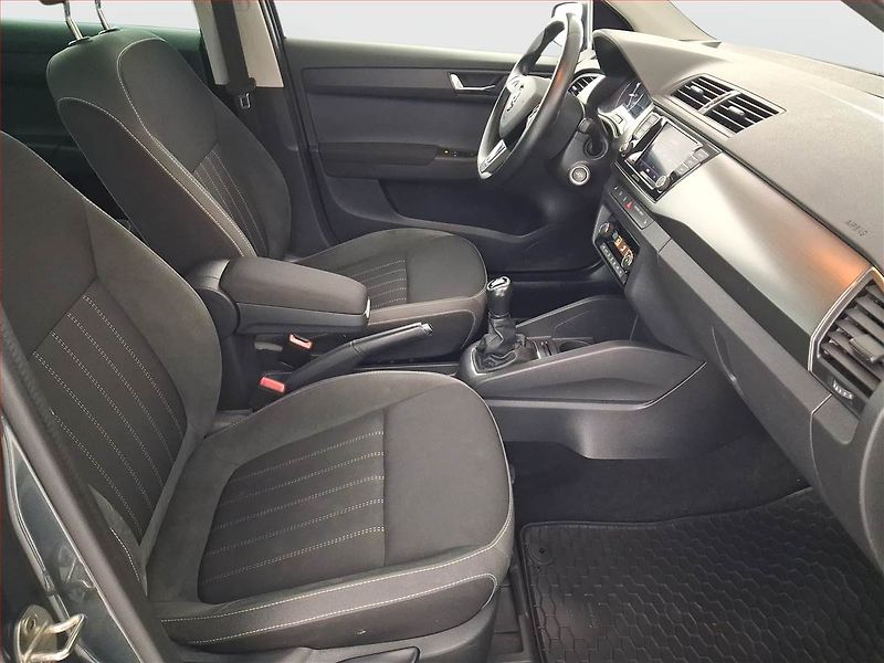 Škoda Fabia (2020) 1.0 TSI, Kůže, Tempomat - fotka 9 z 18