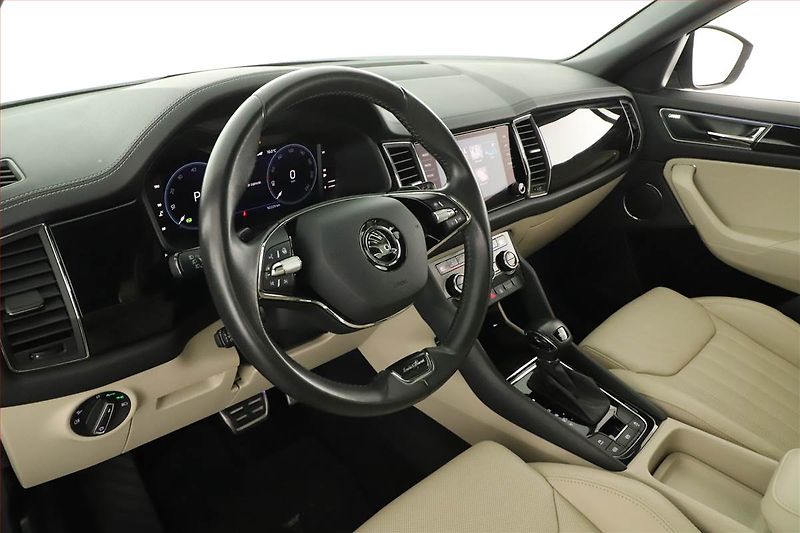 Škoda Kodiaq (2022) Laurin&Klement 2.0 TDI - fotka 13 z 20