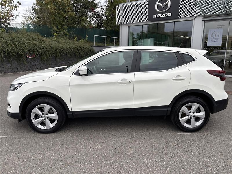 Nissan Qashqai 1,3 DIG-T Acenta VÝHŘEV KAMERA - fotka 2 z 37
