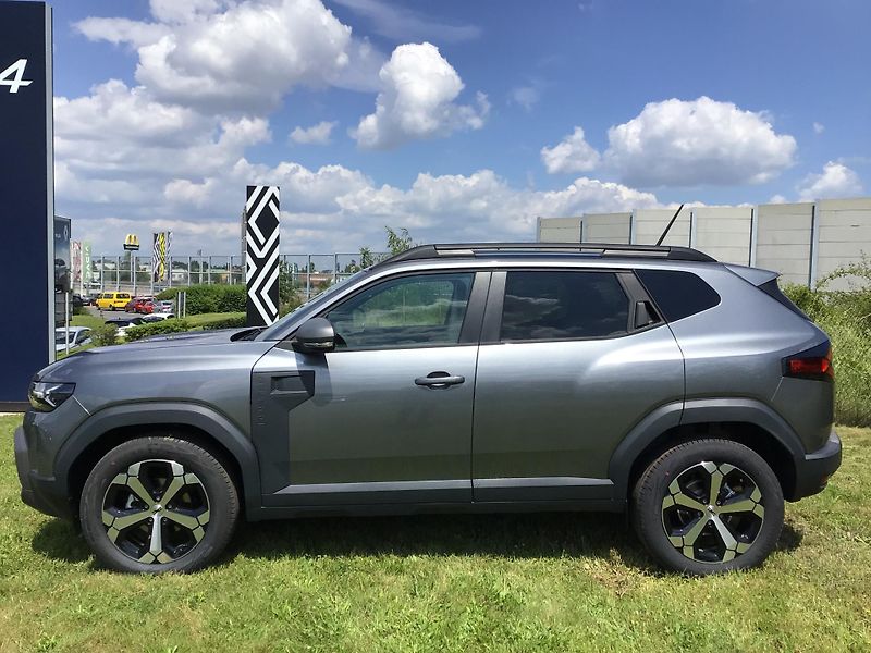 Dacia Duster (2026) 1.8 HYBRID MAX.VÝBAVA AKCE  - fotka 4 z 15