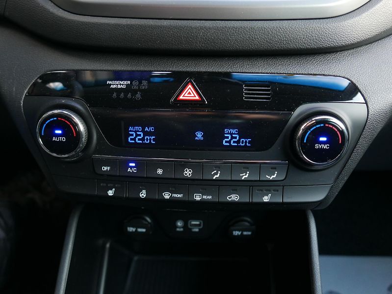 Hyundai Tucson 1,7 CRDi 1.Majitel ČR ! - fotka 30 z 38