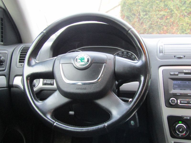 Škoda Octavia (2009) 2.0 TDI 103kW 4X4 - fotka 16 z 36