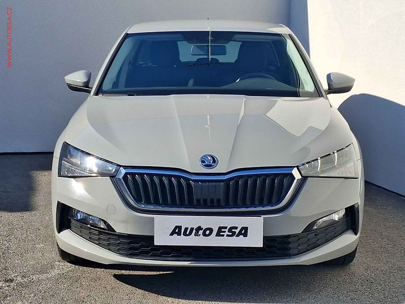 Škoda Scala (2019) 1.0 TSi, 2.maj,ČR, Ambition - fotka 2 z 17