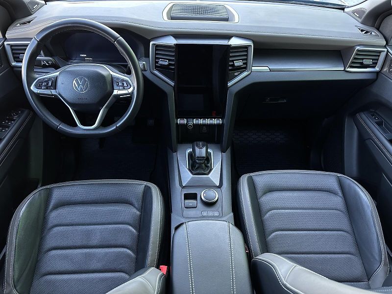 Volkswagen Amarok 3.0TDi V6 4x4 10AT Aventura 24 - fotka 40 z 45