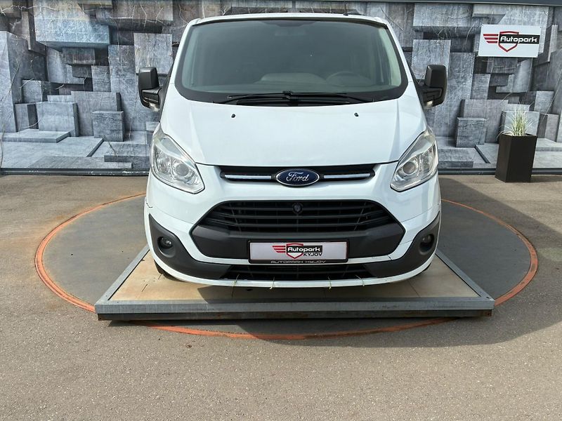 Ford Transit Custom (2014) 2.2TDCi, 92KW, 6 MÍST - fotka 2 z 25