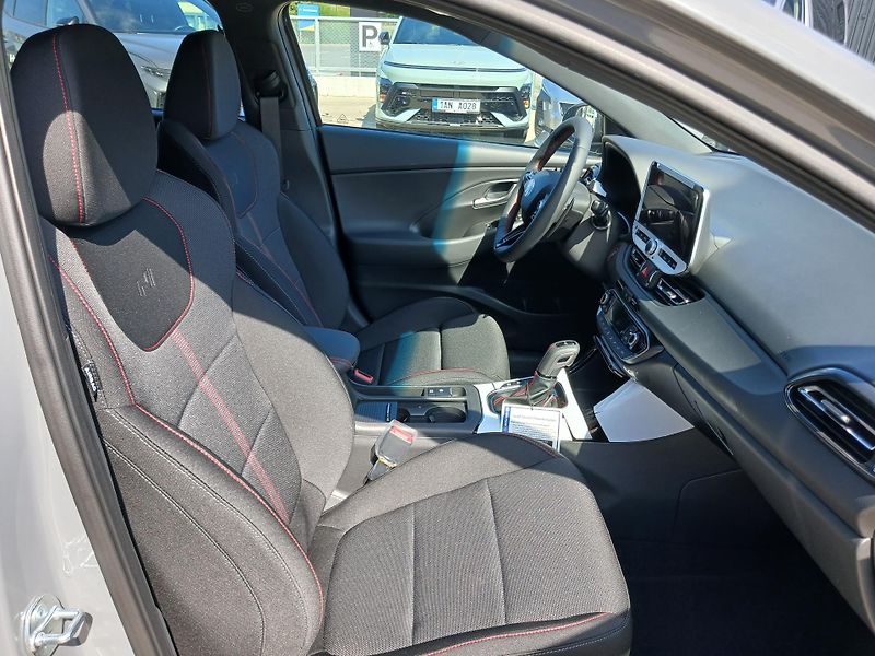 Hyundai i30 - fotka 12 z 13