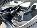 Škoda Octavia 2,0 TDI DSG Combi Style Plus - náhled 4