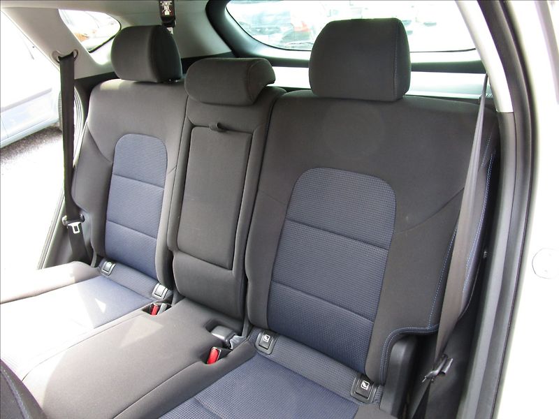 Hyundai Tucson 1.6T-GDi, aut. klima, 1. maj. - fotka 29 z 40