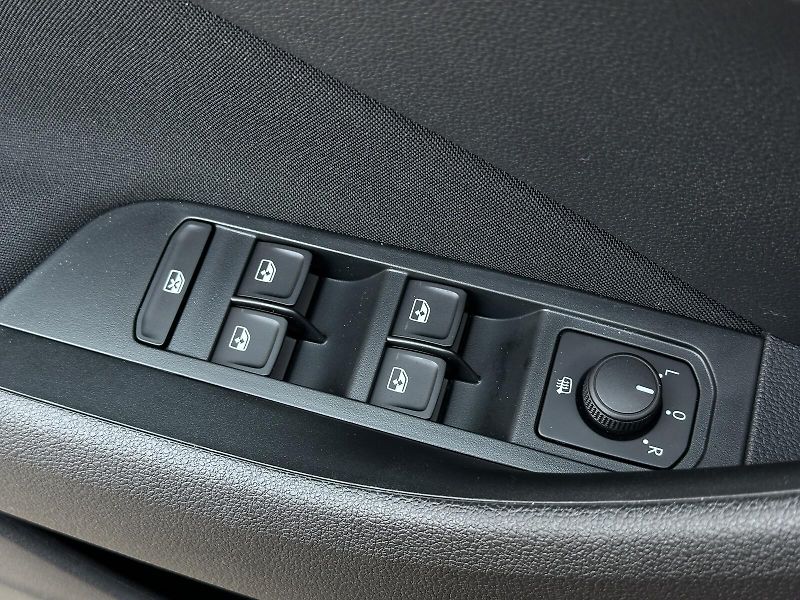 Škoda Kamiq 1.0TSi 116PS 2Z.KLIMA Tempomat - fotka 12 z 35