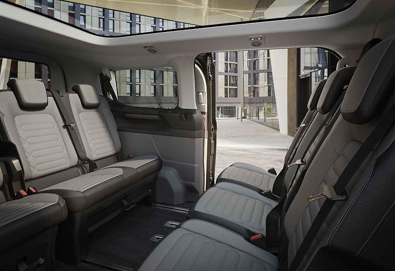 Elektrická verze Tournea Custom ujede 370 kilometrů