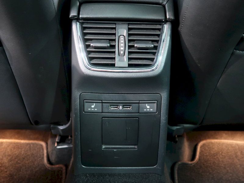 Škoda Octavia (2020) STYLE 2.0TDI 110KW DSG PANORAM - fotka 43 z 47