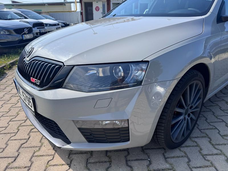 Škoda Octavia (2013) RS 2,0 TDI 135 KW DSG - fotka 10 z 47