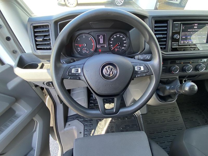 Volkswagen Crafter 2,0 TDI 130 kW FWD 6G - fotka 8 z 25