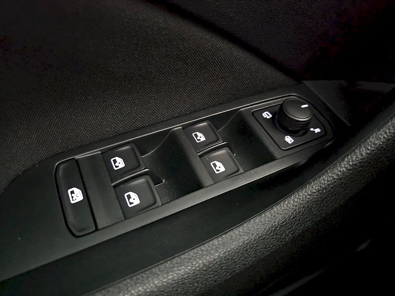 Škoda Kamiq (2023) 1.5TSi DSG 110kW MONTE CARLO - fotka 30 z 35
