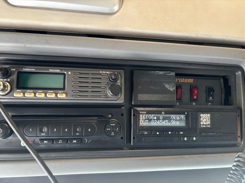 Renault T 520 EURO 6 low deck  - fotka 22 z 23