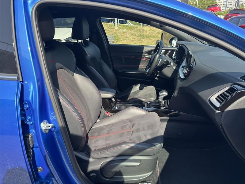 Kia ProCeed 1,6 TGDi 150kW AT GT ZÁRUKA - fotka 18 z 50