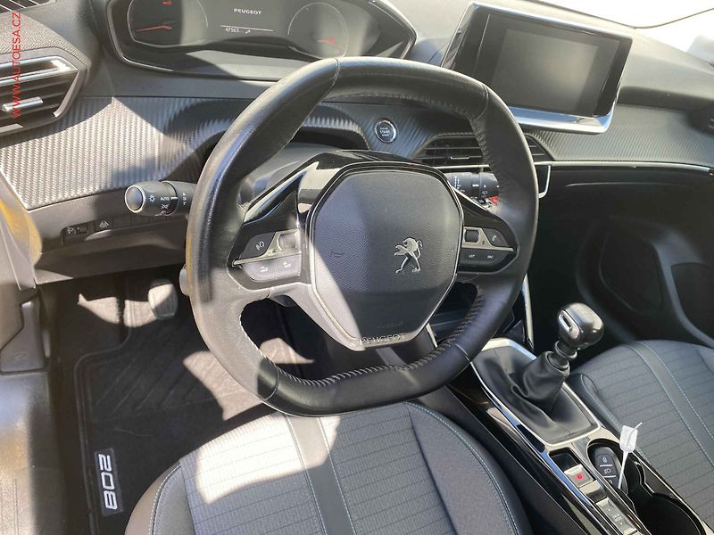 Peugeot 208 (2020) 1.2PT, Allure - fotka 12 z 14