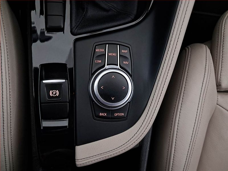 BMW X2 (2019) M Paket sDrive20i, Automat - fotka 17 z 18