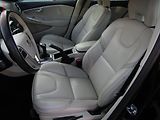 Volvo V40 (2017) 2.0 D2, AC, LED, kůže - náhled 9