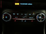 Ford Fiesta (2018) 1.0EB, ČR, AC, výhřev sed. - náhled 18