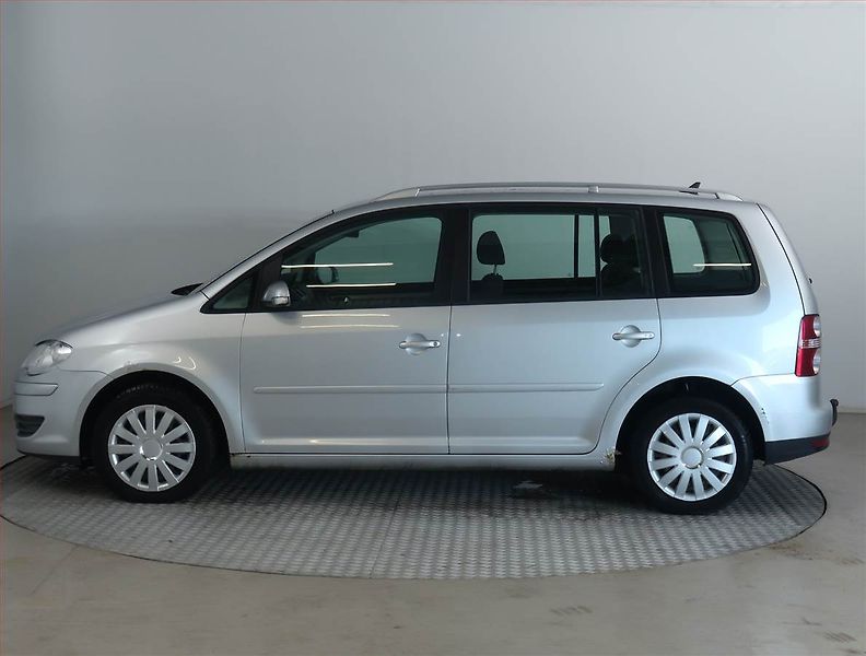 Volkswagen Touran (2007) Comfortline 1.4 TSI, Tažné - fotka 3 z 15