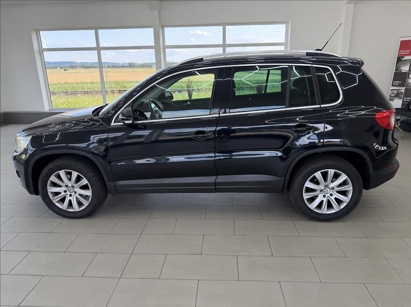 Volkswagen Tiguan 2,0 TDI,DSG 4Motion,Sport,CZ - fotka 2 z 24