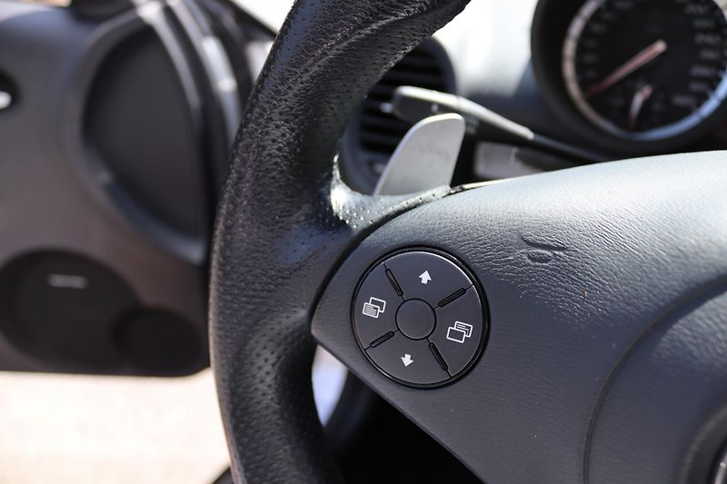 Mercedes-Benz SLK 55 AMG - fotka 32 z 50