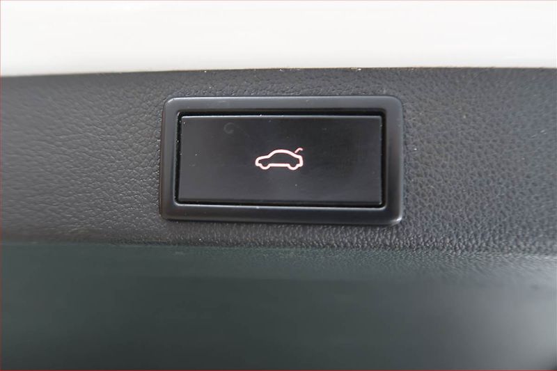 Škoda Octavia (2018) RS 2.0 TDI, Navi, Tempomat - fotka 18 z 18