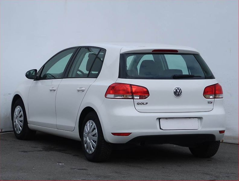 Volkswagen Golf (2012) 1.6 TDI, Serv.kniha - fotka 4 z 15