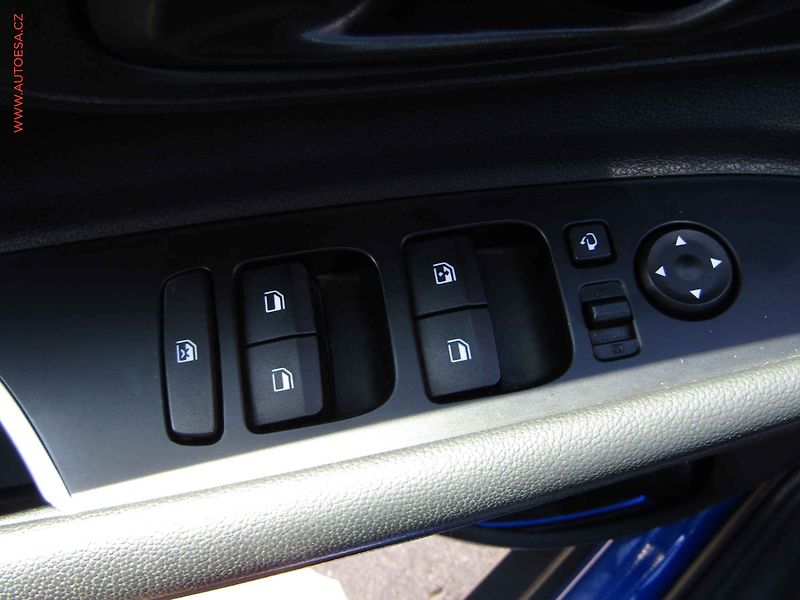 Hyundai Bayon (2024) 1.2MPi, 1.maj,ČR, AC, temp - fotka 12 z 17