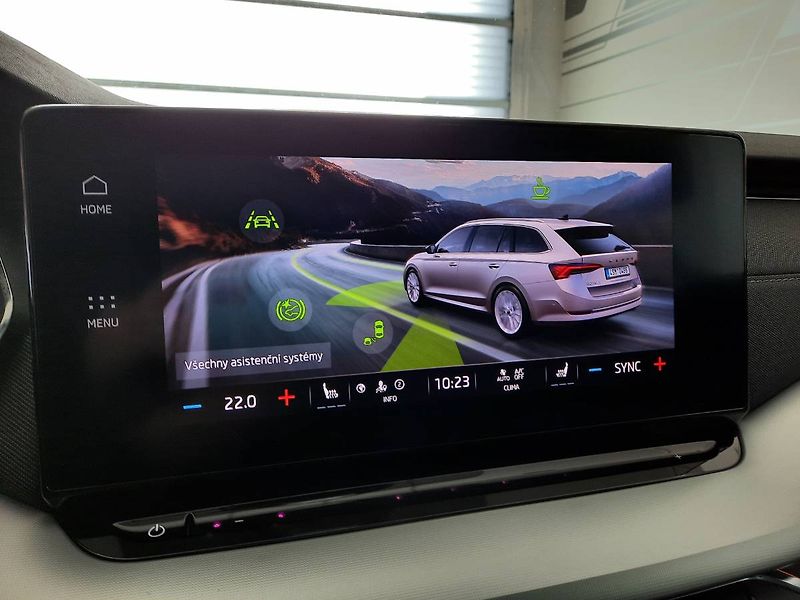 Škoda Octavia (2023) Style Combi 2.0 TDI (110kW/150 - fotka 15 z 27