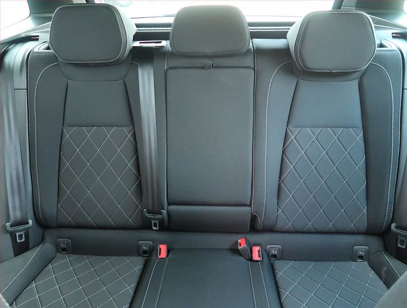 Škoda Karoq (2022) Sportline 2.0 TDI - fotka 10 z 20