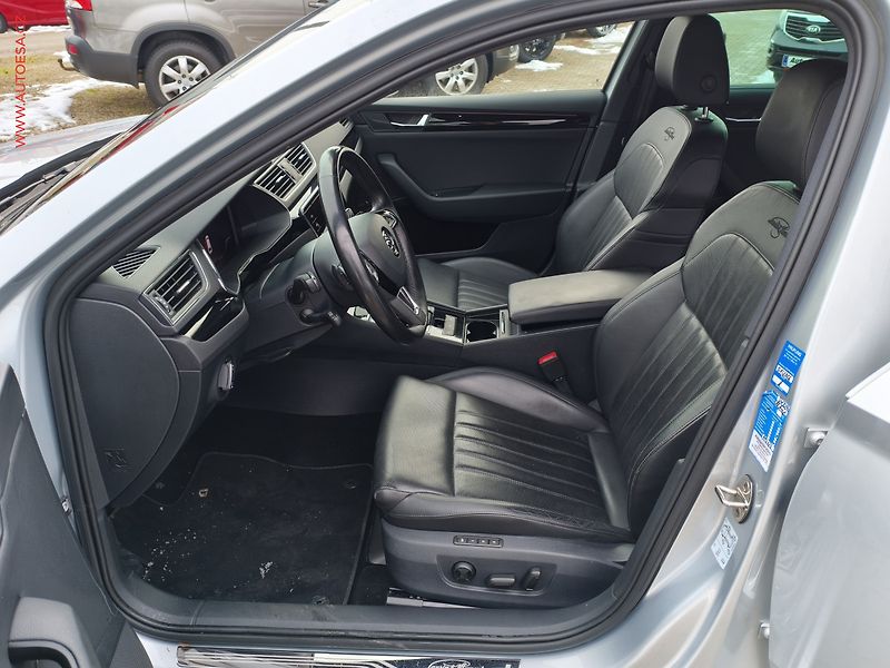 Škoda Superb (2019) 2.0 TDi 4x4, L&K, DSG, TZ, - fotka 9 z 19