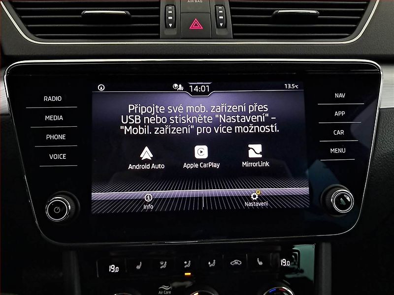 Škoda Superb (2020) Ambition 2.0 TDI, Automat - fotka 19 z 21