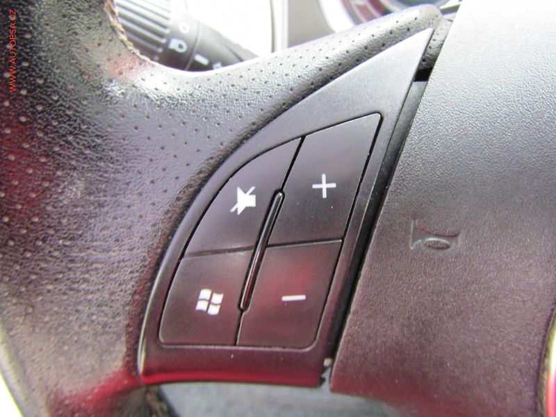 Fiat 500 (2010) 1.4i, servis.kniha - fotka 12 z 16