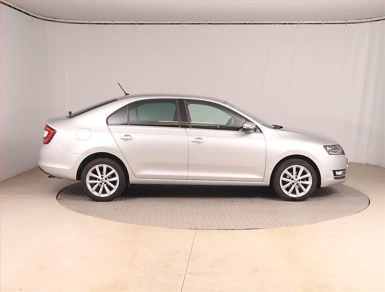 Škoda Rapid (2019) Style Plus 1.0 TSI, Bi-Xenony - fotka 6 z 15