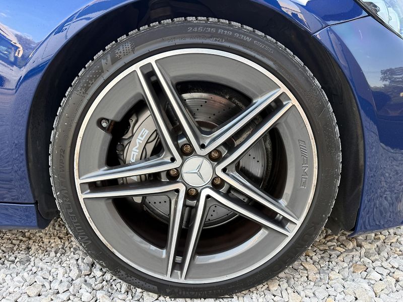 Mercedes-Benz Třídy C (2019) C 63 T AMG Pano, LED, Ambient - fotka 26 z 29