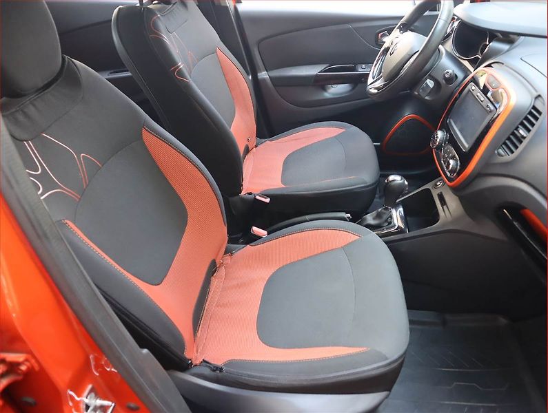 Renault Captur (2015) 1.2 TCe, Automat, Serv.kniha - fotka 9 z 18