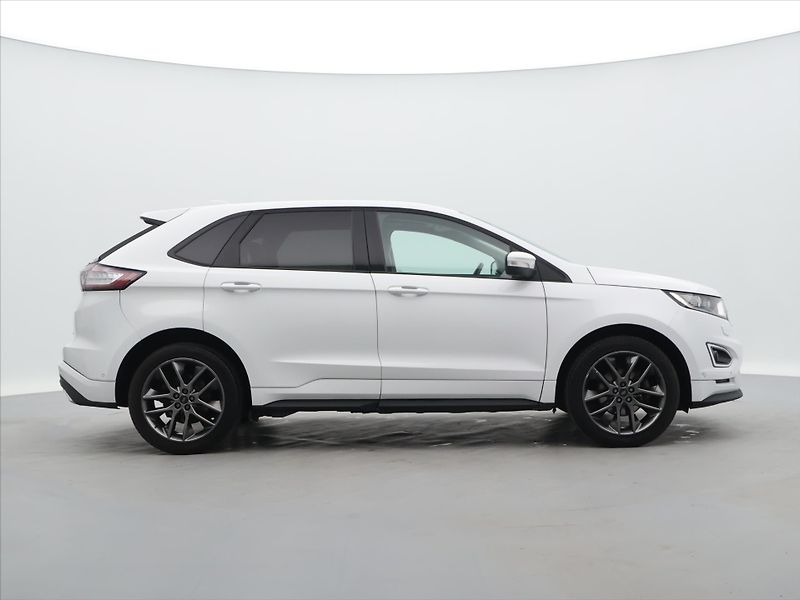 Ford Edge 2,0 TDCi 154kW Sport aut.klima - fotka 8 z 28