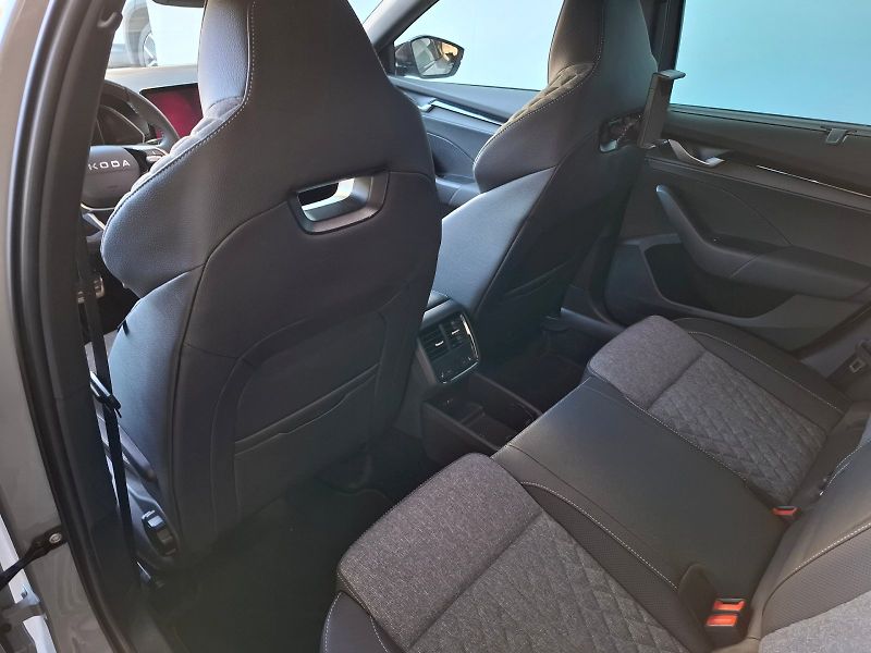 Škoda Octavia (2025) COMBI SPORTLINE 2,0 TDI 110 KW - fotka 7 z 30